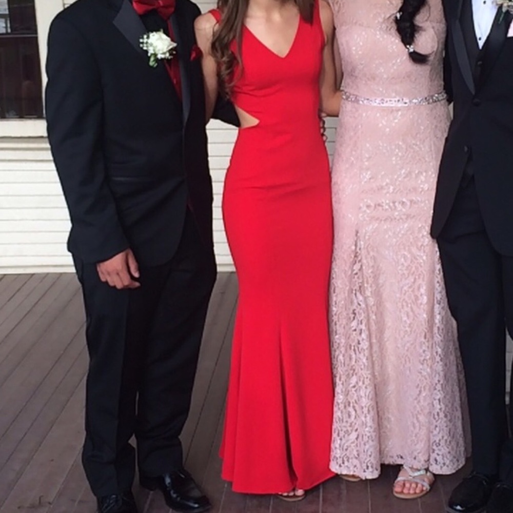 RED JAY GODFREY FORMAL DRESS ⚠️ PRICE DROPPED ⚠️